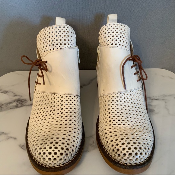 Casta Ravva Cream Mesh Leather Light Weight Size 38 - Picture 4 of 11